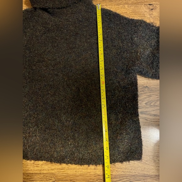 Stitches and stripes pullover turtleneck fuzzy knit wool small revolve ssense - Picture 9 of 9